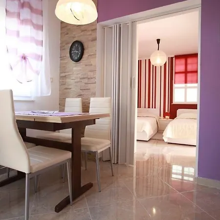 Akvarij - One Bedroom Hotel Baska (Krk)