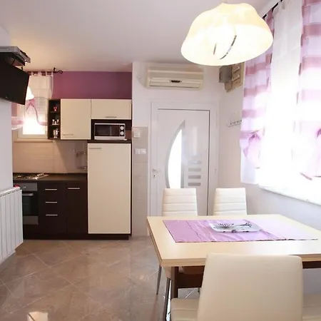Akvarij - One Bedroom Baska (Krk)